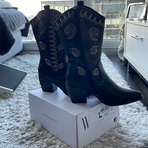 NEW Black Cowboy Boots